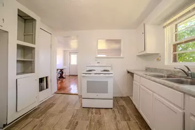 1541 Reeder Avenue, Benton Harbor, MI 49022 - Photo 5