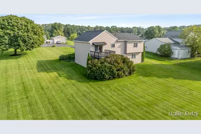 1226 S Hill Drive, Sparta, MI 49345 - Photo 33