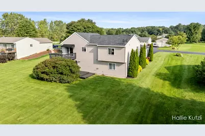 1226 S Hill Drive, Sparta, MI 49345 - Photo 35