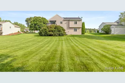 1226 S Hill Drive, Sparta, MI 49345 - Photo 23