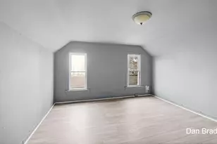 742 Myrtle St NW, Grand Rapids, MI 49504 - Photo 13