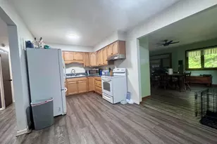1311 Crescent St, Greenville, MI 48838 - Photo 7
