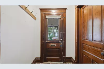712 W Walnut Street, Kalamazoo, MI 49007 - Photo 5