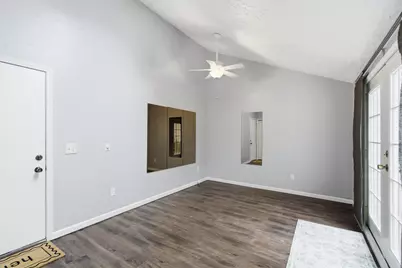 110 N Pearl Street, Vicksburg, MI 49097 - Photo 17