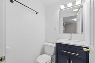 110 N Pearl St, Vicksburg, MI 49097 - Photo 25