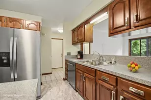 6039 Arroyo Vista Dr NE, Rockford, MI 49341 - Photo 3
