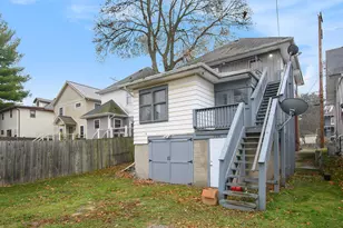209 E Mt Hope Ave, Lansing, MI 48910 - Photo 21