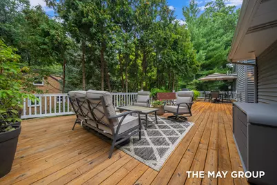 2431 Summit Ridge Drive NE, Grand Rapids, MI 49505 - Photo 41