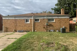 16790 Bell Ave, Eastpointe, MI 48021 - Photo 21