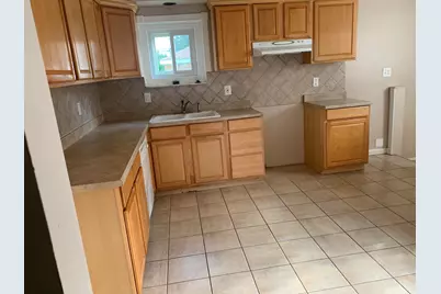 16790 Bell Avenue, Eastpointe, MI 48021 - Photo 5