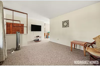 1732 Benjamin Avenue NE, Grand Rapids, MI 49505 - Photo 9