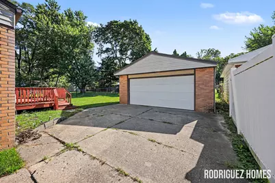 1732 Benjamin Avenue NE, Grand Rapids, MI 49505 - Photo 21