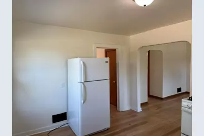 708 Upton Avenue, Springfield, MI 49037 - Photo 11