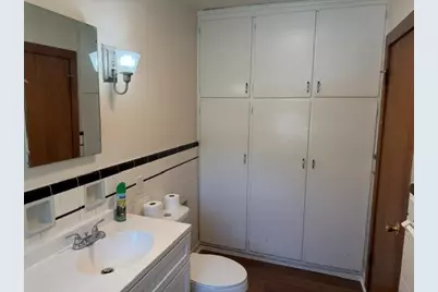 708 Upton Avenue, Springfield, MI 49037 - Photo 17