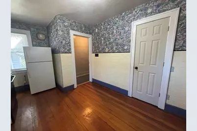 635 E Main Street, Benton Harbor, MI 49022 - Photo 19