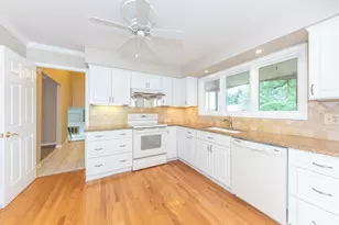 42021 Banbury Ct, Northville, MI 48168 - Photo 17