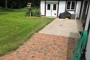 5163 Burning Tree Rd, Kalamazoo, MI 49009 - Photo 7