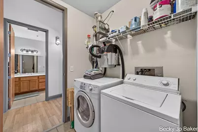 930 Washington Avenue #3M, Muskegon, MI 49441 - Photo 29