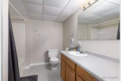 5064 Shinnecock Hills Drive NW, Comstock Park, MI 49321 - Photo 21