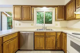 312 Burr Oak Dr, Ann Arbor, MI 48103 - Photo 17