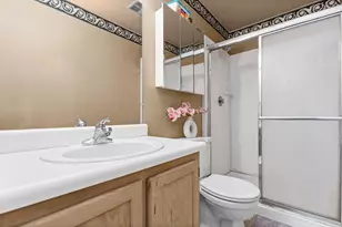 21691 Hidden Rivers Dr N, Southfield, MI 48075 - Photo 27