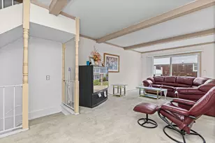 21691 Hidden Rivers Dr N, Southfield, MI 48075 - Photo 7