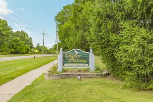21691 Hidden Rivers Dr N, Southfield, MI 48075 - Photo 47