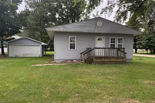 304 E South St, Athens, MI 49011 - Photo 1