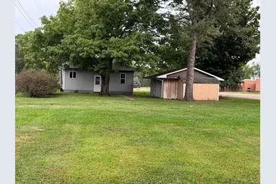 304 E South Street, Athens, MI 49011 - Photo 11