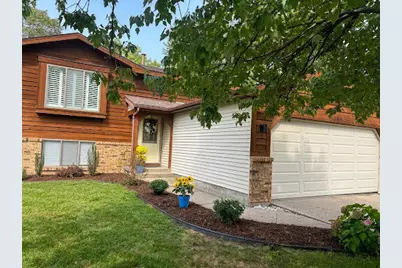 5083 Pillar Creek Avenue SE, Kentwood, MI 49508 - Photo 1