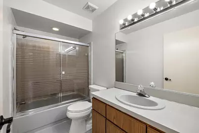 35052 Meadow Lane, Farmington Hills, MI 48335 - Photo 27