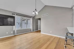 2855 Hayes Rd, Chelsea, MI 48118 - Photo 11
