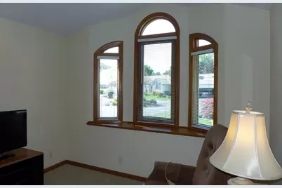 859 Deerview Lane, Holland, MI 49423 - Photo 9