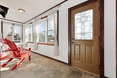 325 Grand Avenue NE, Grand Rapids, MI 49503 - Photo 3