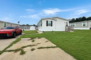 1637 Candytuft Ct, Albion, MI 49224 - Photo 5