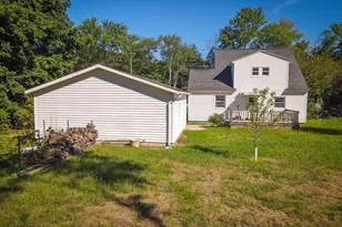 1807 Shettler Rd, Muskegon, MI 49444 - Photo 5