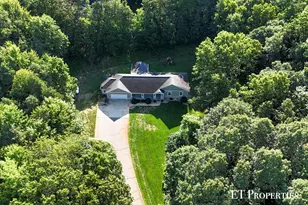 7801 Cascade Rd SE, Grand Rapids, MI 49546 - Photo 35