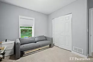 7801 Cascade Rd SE, Grand Rapids, MI 49546 - Photo 23