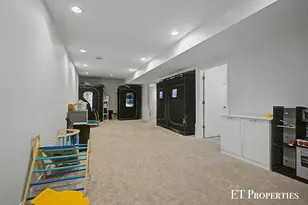 7801 Cascade Rd SE, Grand Rapids, MI 49546 - Photo 27