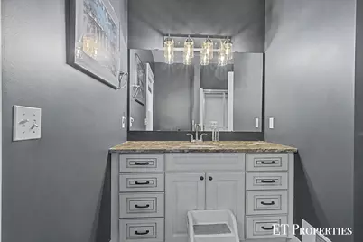 7801 Cascade Road SE, Grand Rapids, MI 49546 - Photo 31