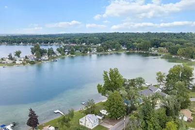 25030 Lakeshore Drive, Dowagiac, MI 49047 - Photo 25