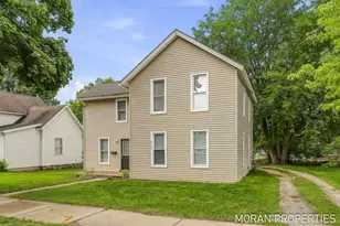 215 2nd Ave, Big Rapids, MI 49307 - Photo 3