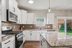 8866 Cobble Dr SW, Byron Center, MI 49315 - Photo 9