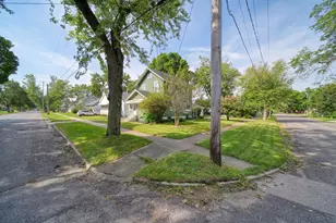 626 Orange St, Jackson, MI 49202 - Photo 41