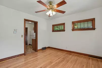 23 E Langley Road E, Battle Creek, MI 49015 - Photo 5