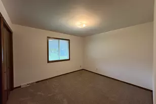5742 Leisure S Dr SE, Kentwood, MI 49548 - Photo 11