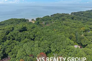 18221 Holcomb Hills Rd, Grand Haven, MI 49417 - Photo 27