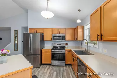 6379 Sheldon Drive, Hudsonville, MI 49426 - Photo 9