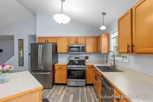 6379 Sheldon Dr, Hudsonville, MI 49426 - Photo 9
