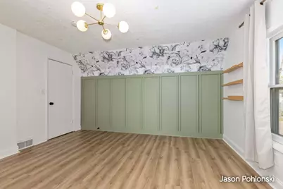 104 Sweet Street NE, Grand Rapids, MI 49505 - Photo 15